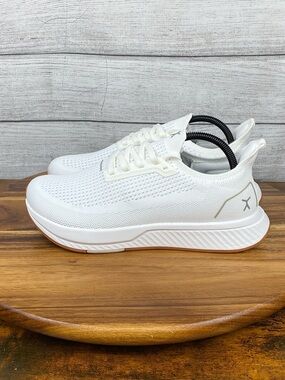 Flux Footwear Adapt Runner White Gum Shoes Zero Drop Women’s Size 9.5